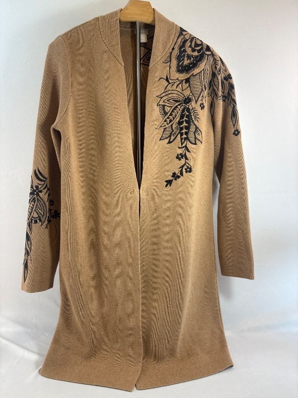 Chico's Camel Black Floral Embroidered Open Front Cardigan Sweater Sz 0 (S)